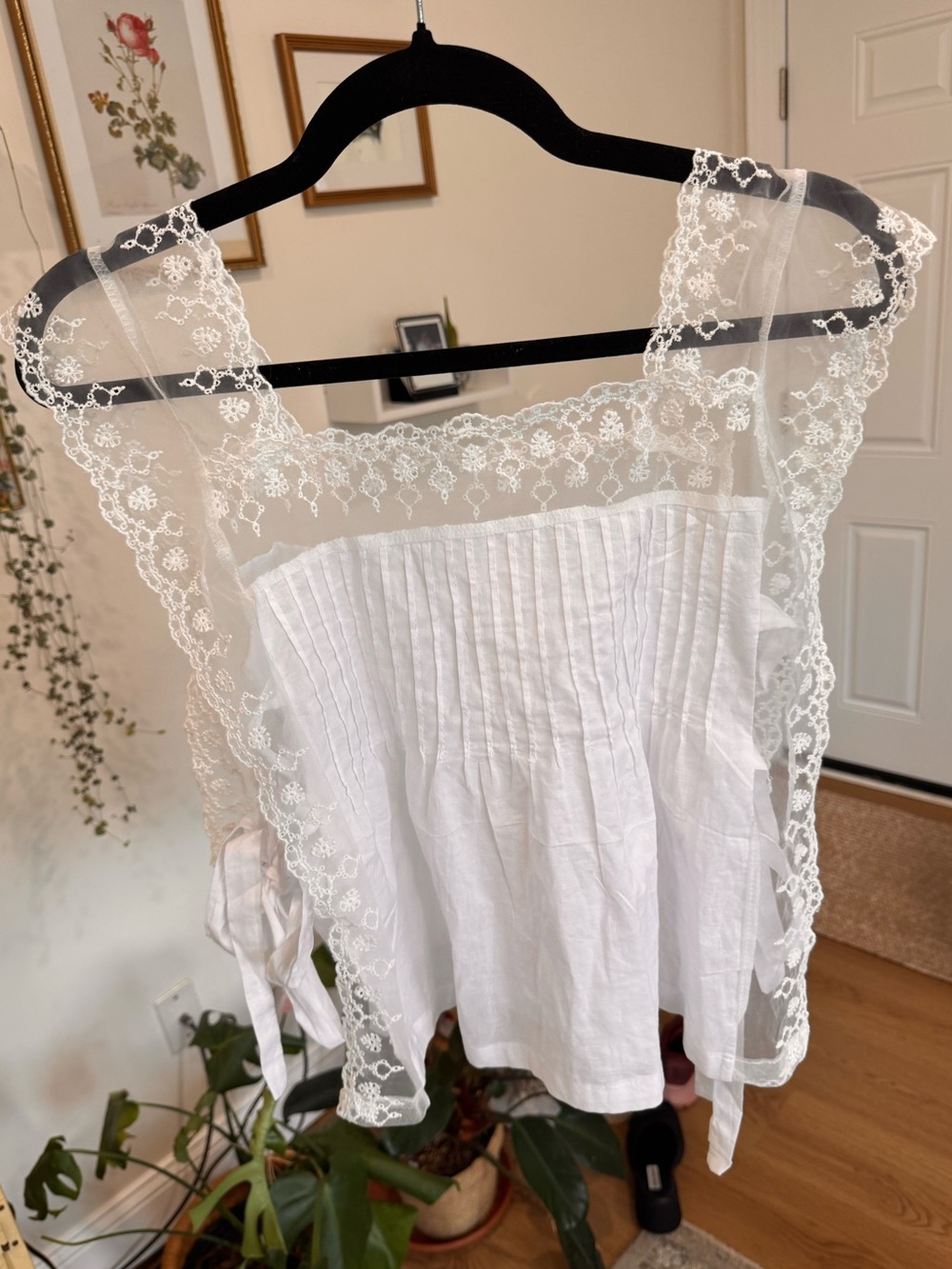Source Unknown White Lace-Trim Cotton Camisole